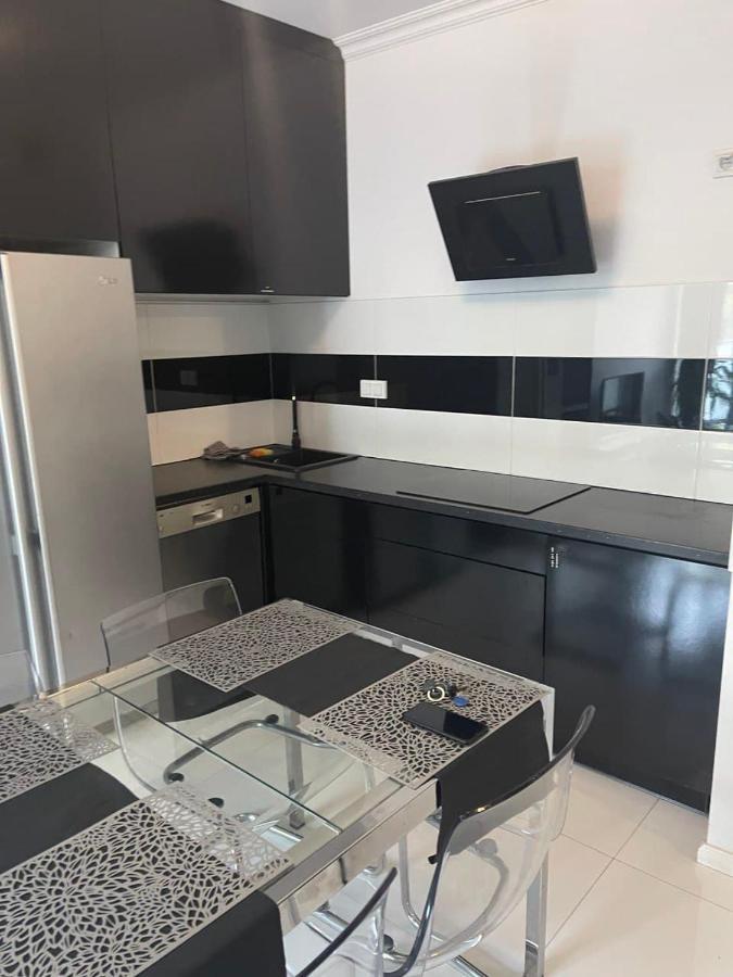 House4You Apartament Sakura Airport Chopin Варшава Экстерьер фото